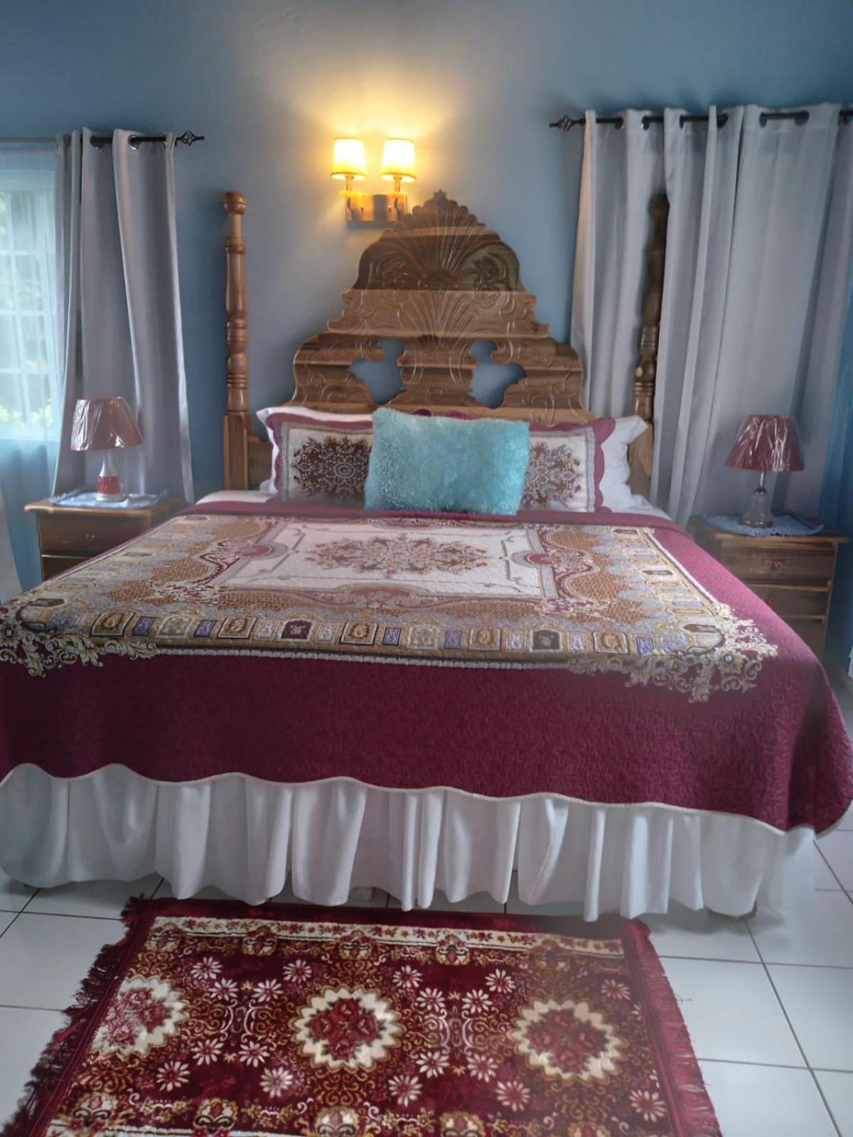 Pink Hibiscus Bed And Breakfast Montego Bay Zewnętrze zdjęcie